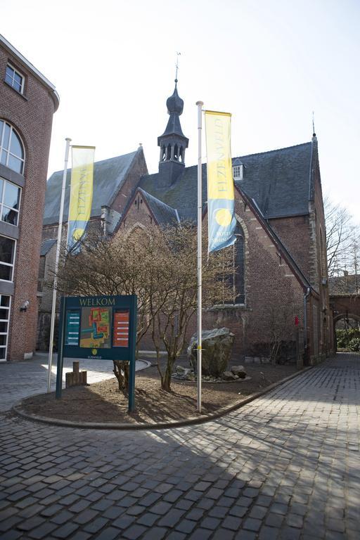 Hotel Elzenveld Antwerpen Bagian luar foto