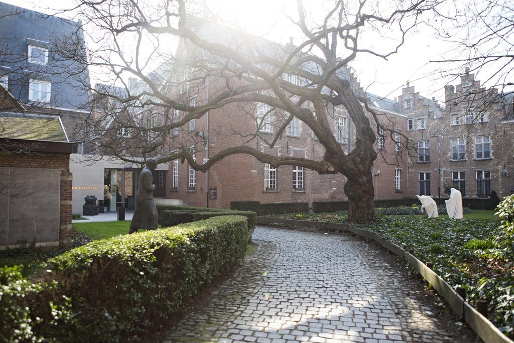 Hotel Elzenveld Antwerpen Bagian luar foto